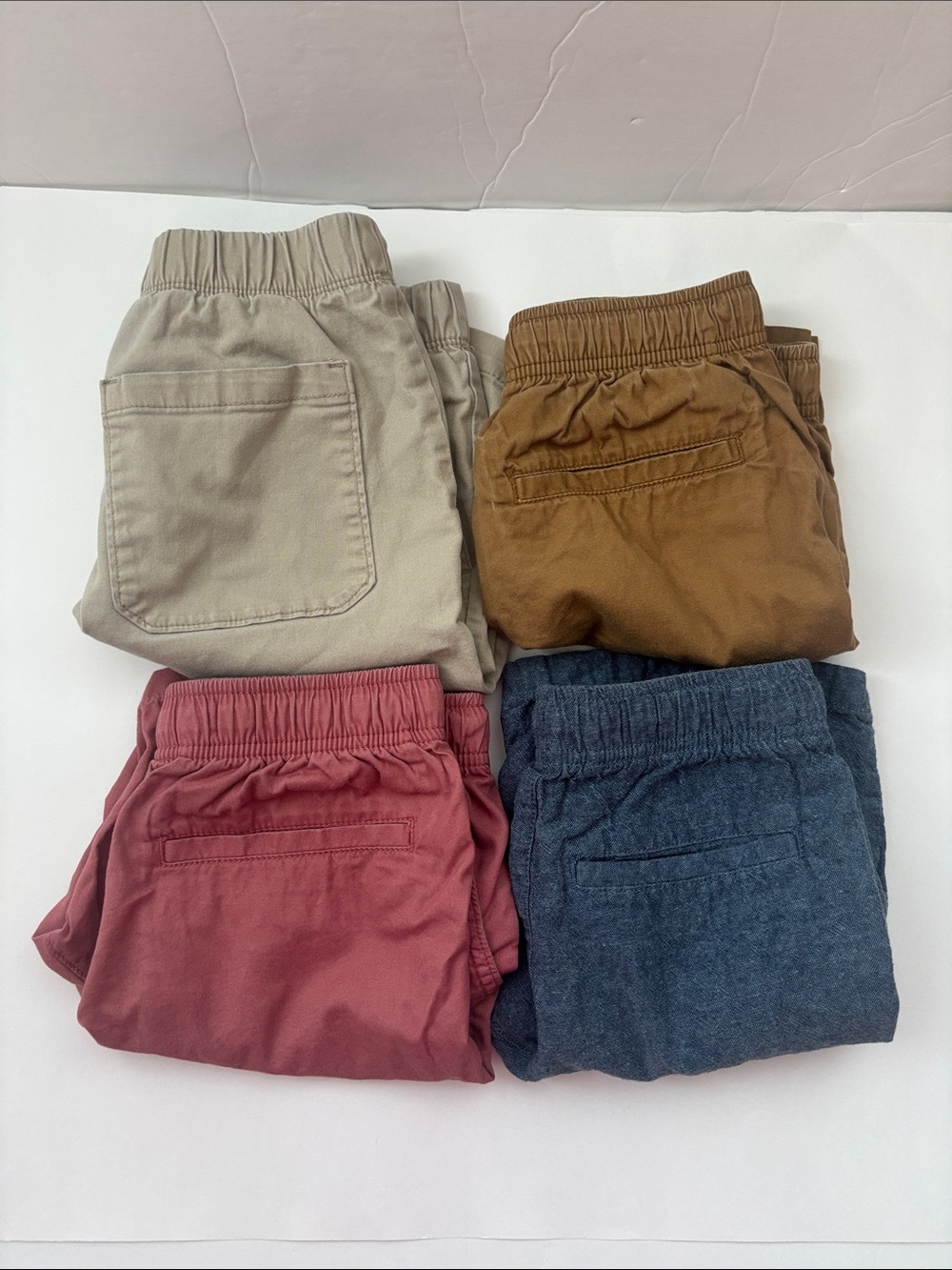 Old Navy Lot of 4 Kids Elastic-Waist Shorts Beige, Brown, Rose, denim blue 10-12